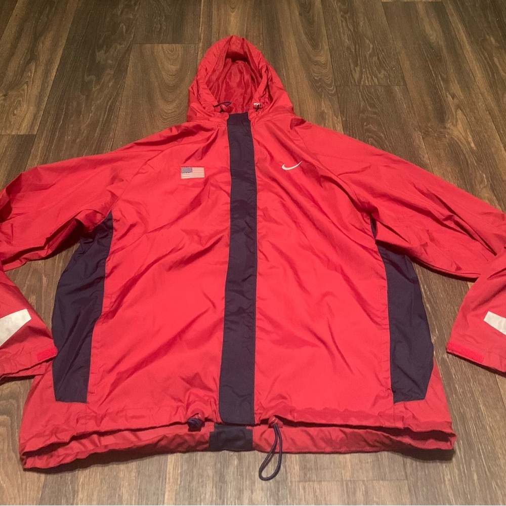 Nike Windbreaker VTG USA Air Force Track & Field Red Size X-LARGE Made USA